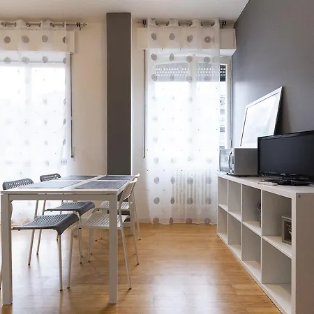 Pastorelli Romolo Navigli Parco Baden Powell Apartament Mediolan