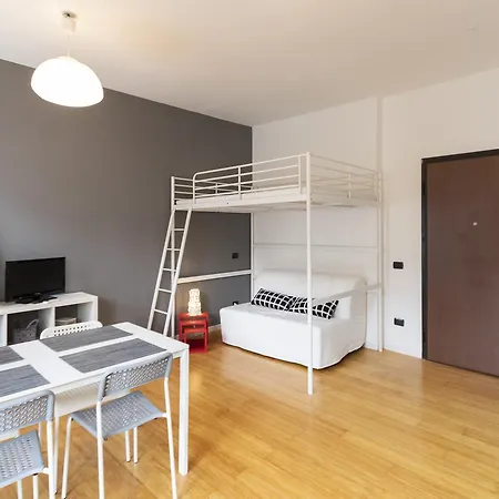 Pastorelli Romolo Navigli Parco Baden Powell Apartament Mediolan